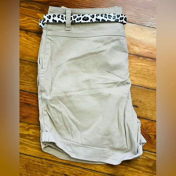 Women’s Blue Entity Shorts Size 12 - Picture 4 of 4